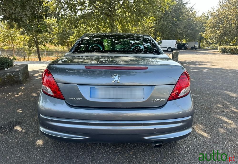 2011' Peugeot 207 120 Vti Rc-Line photo #6