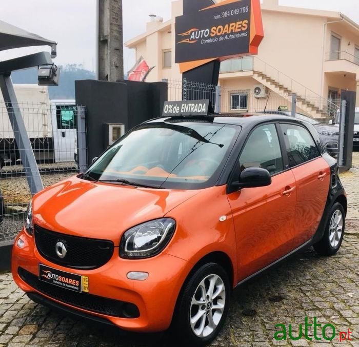 2015' Smart Forfour photo #1