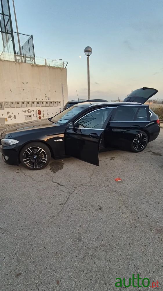 2012' BMW Série 5 D Touring Aut. photo #1