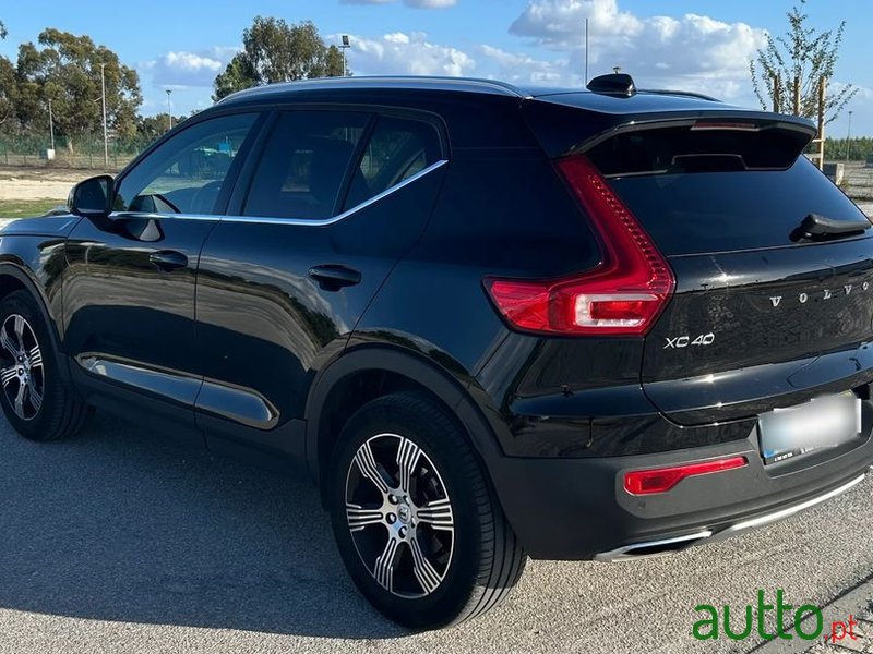 2019' Volvo Xc 40 photo #2