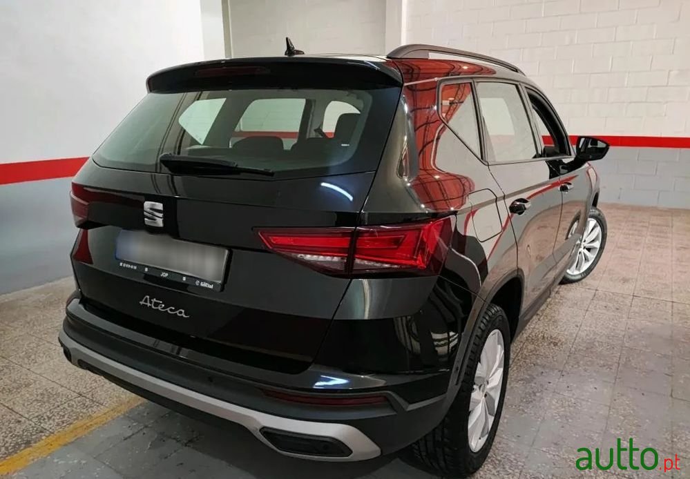 2022' SEAT Ateca 1.0 Tsi Style photo #2