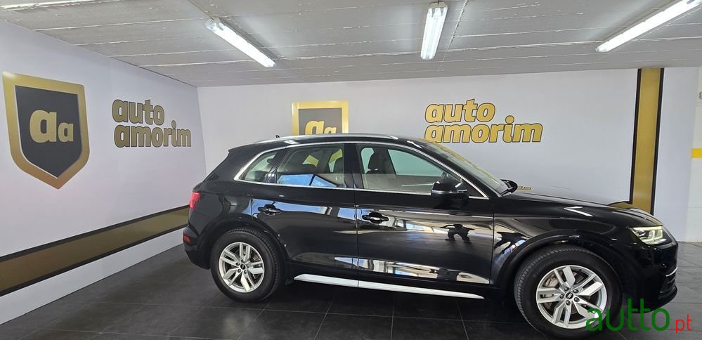 2021' Audi Q5 S Tronic photo #2