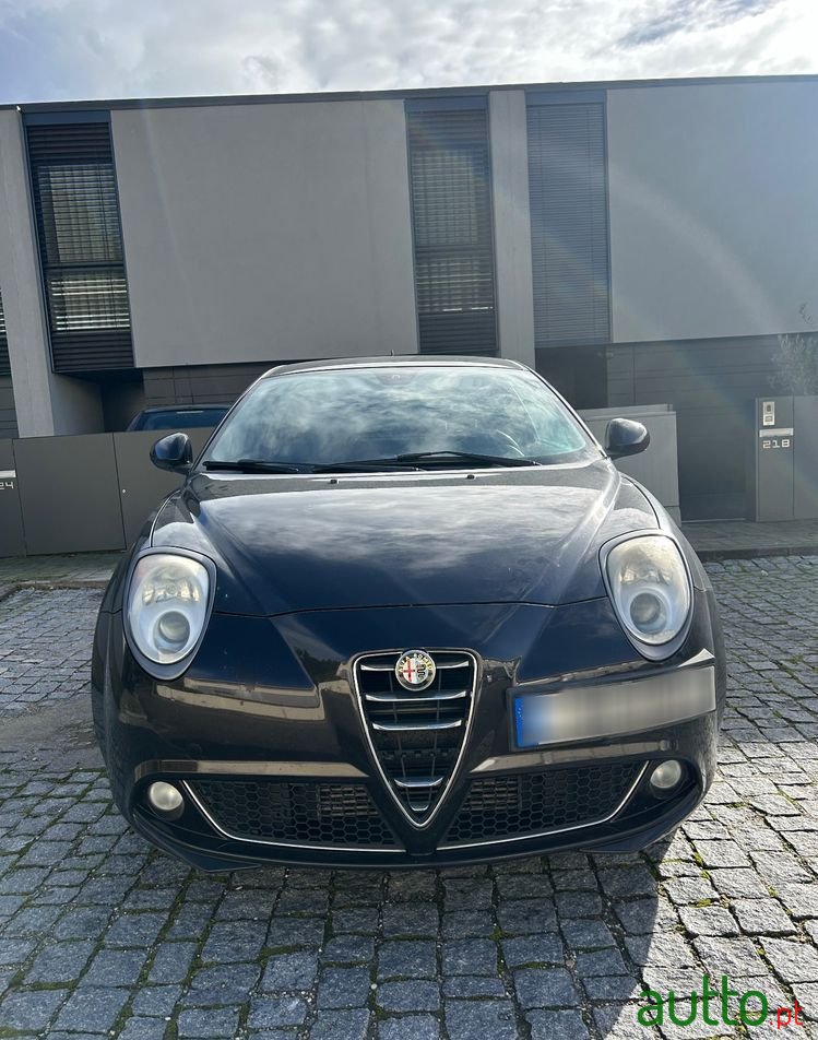 2011' Alfa Romeo MiTo photo #1