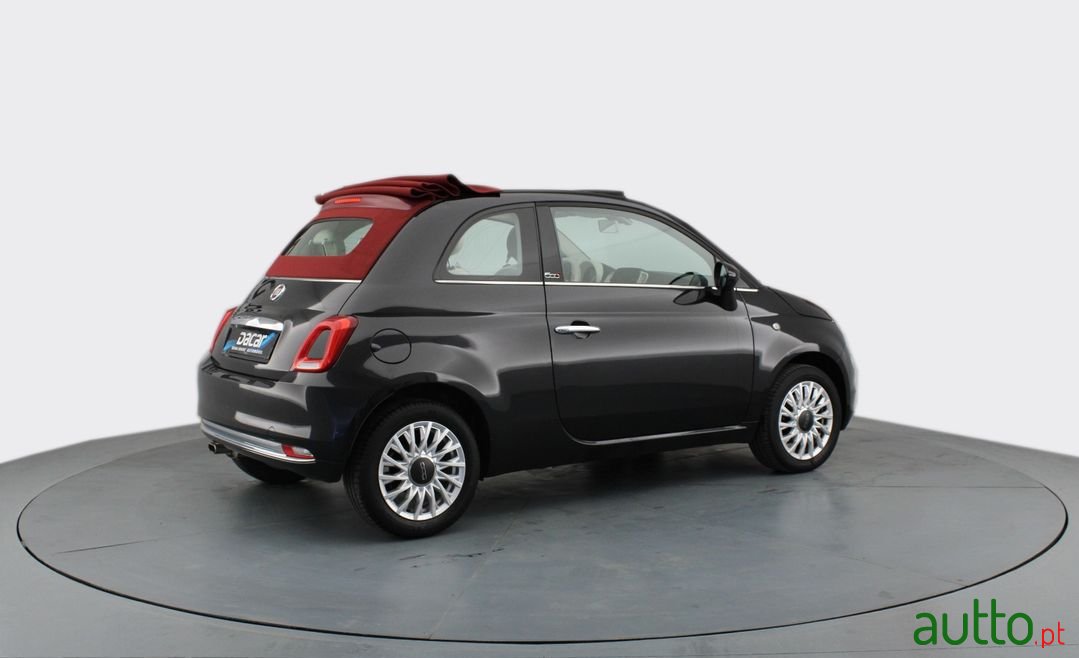 2018' Fiat 500C photo #2