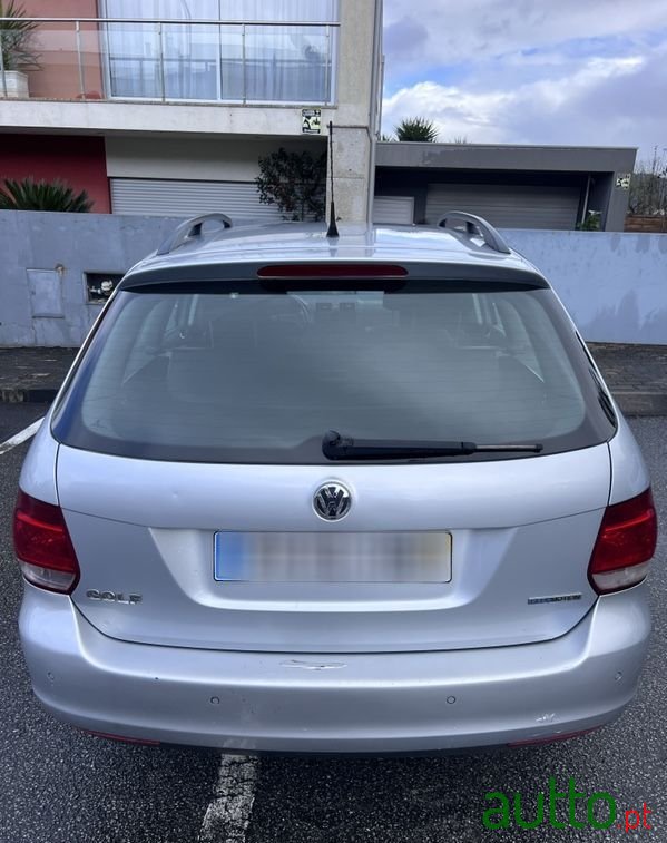 2008' Volkswagen Golf Variant photo #3