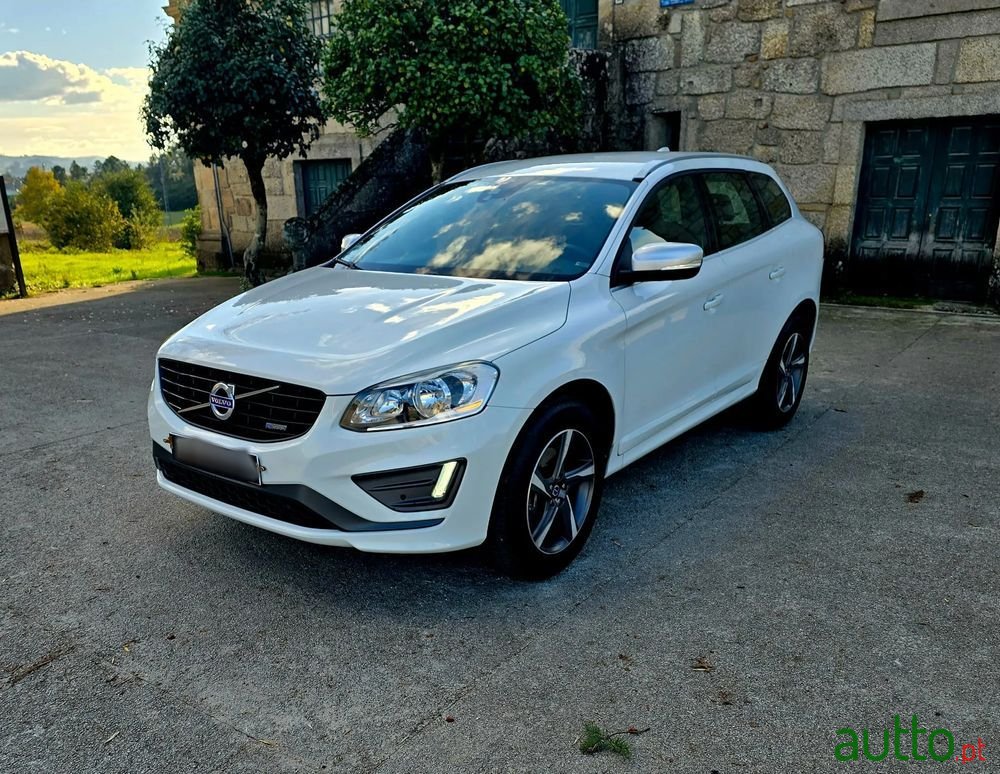 2015' Volvo Xc 60 photo #1