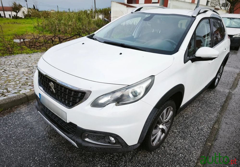 2016' Peugeot 2008 photo #5