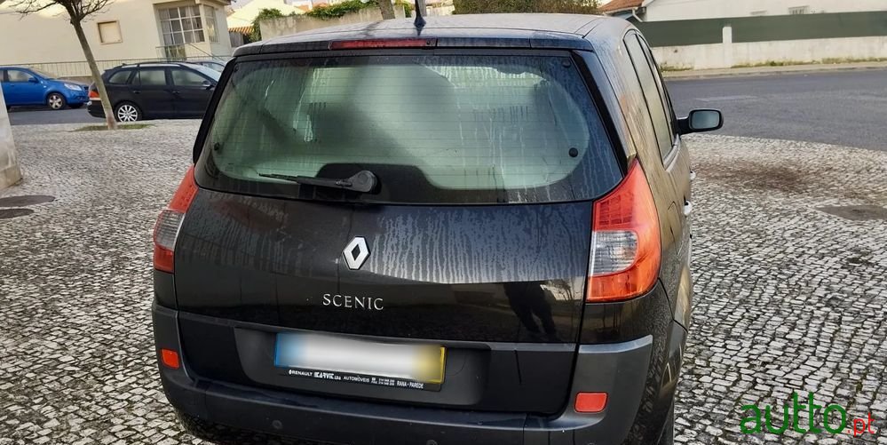 2009' Renault Scenic photo #5