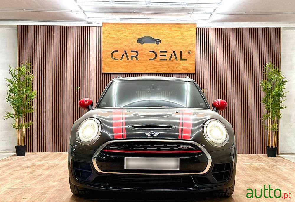 2018' MINI Clubman John Cooper Works photo #2
