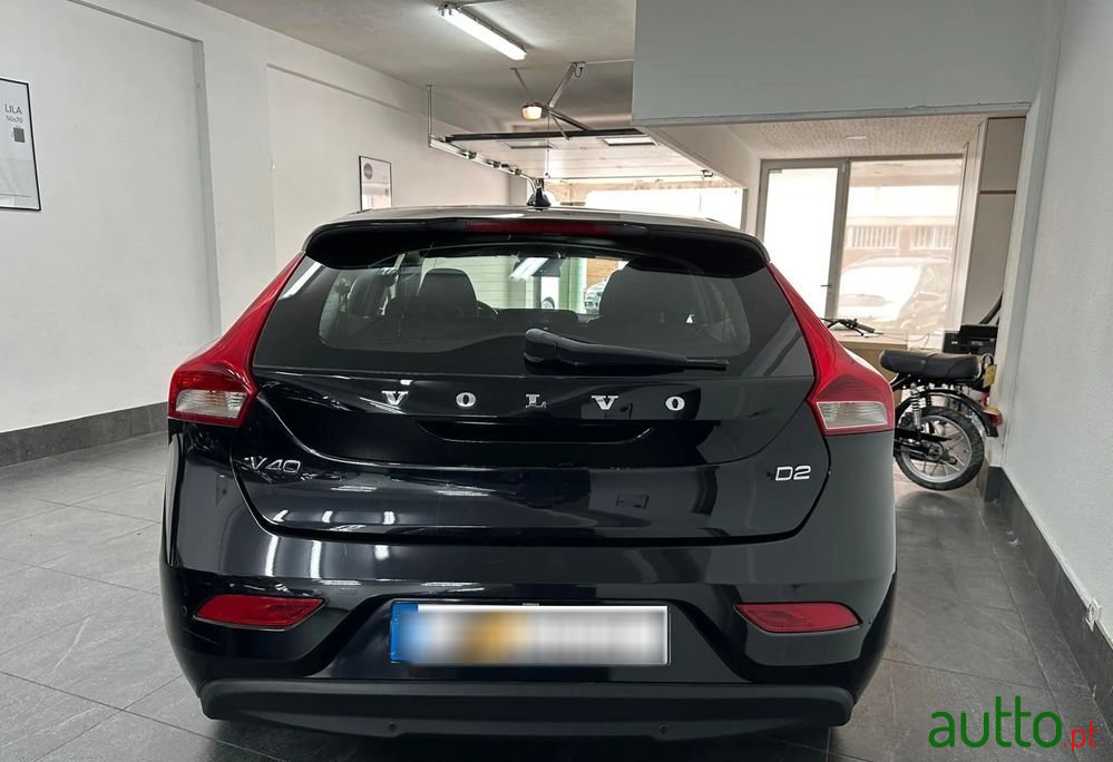 2015' Volvo V40 1.6 D2 Eco Kinetic photo #3