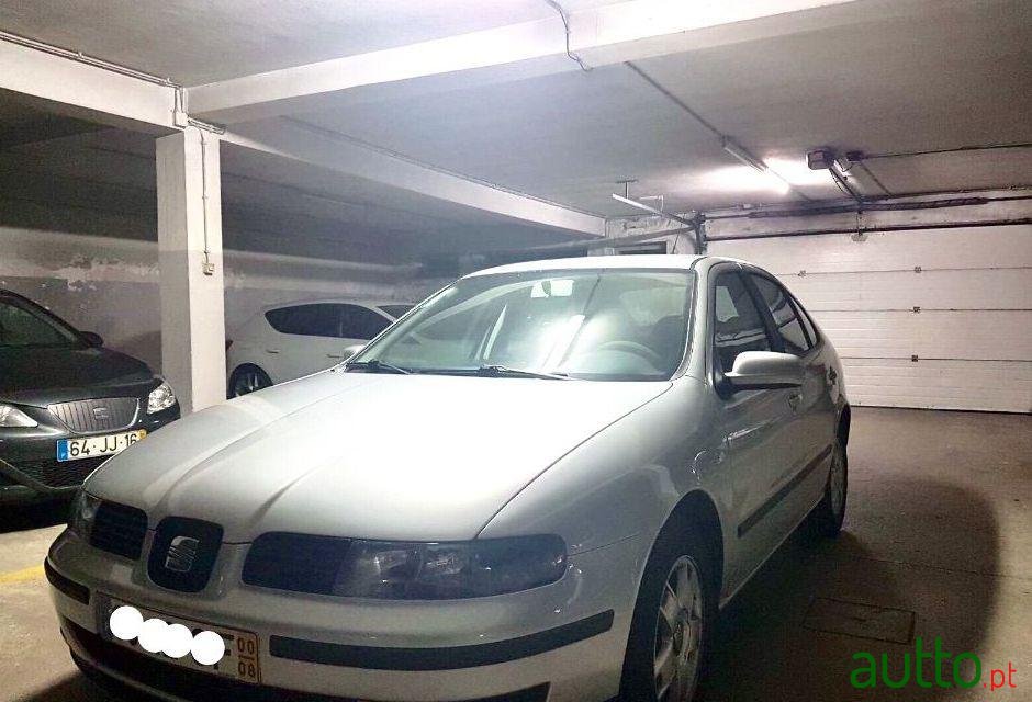 2000' SEAT Leon 1.6 1 Dono photo #2