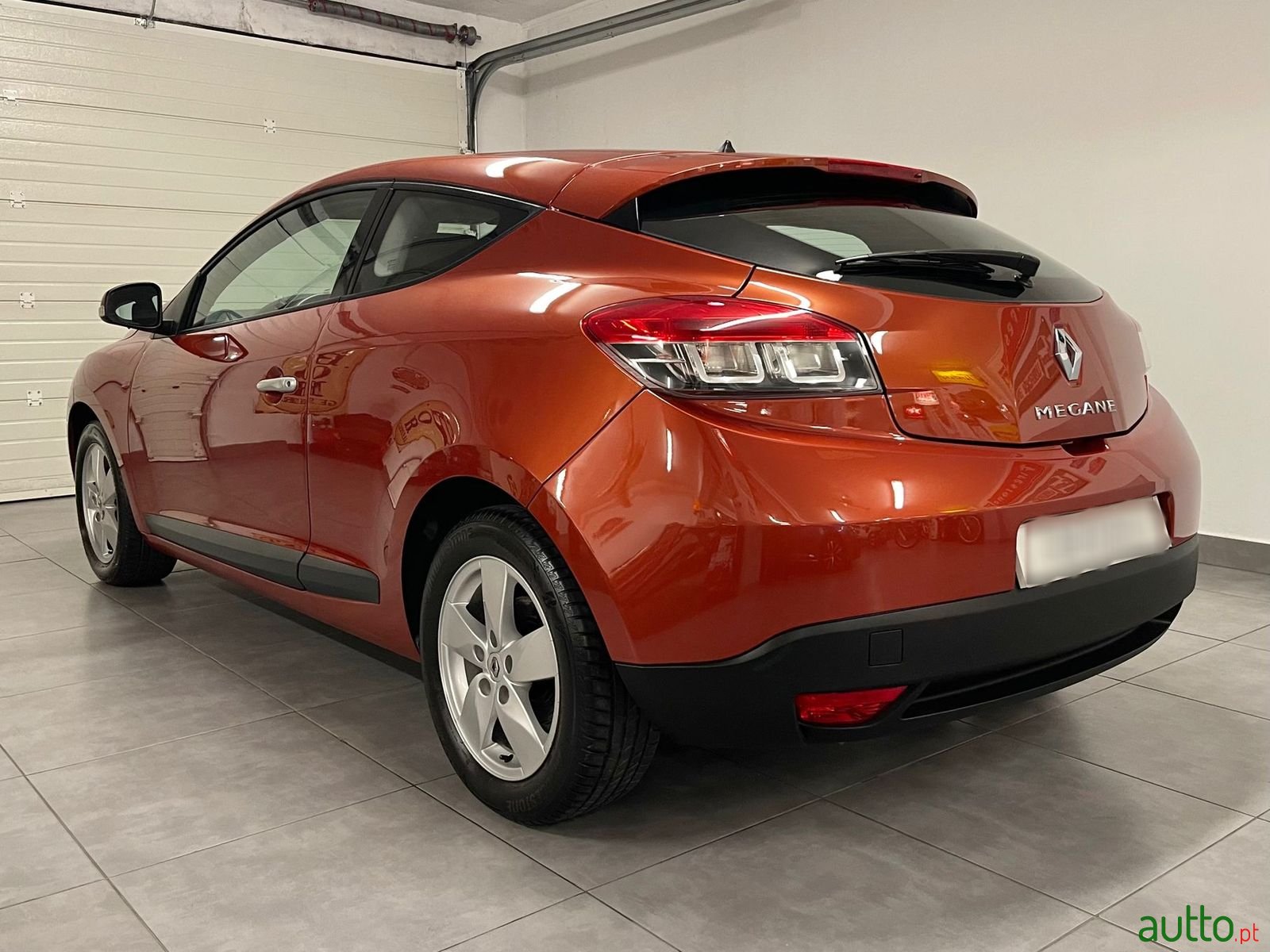 2010' Renault Megane photo #3