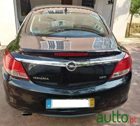 2009' Opel Insignia photo #2