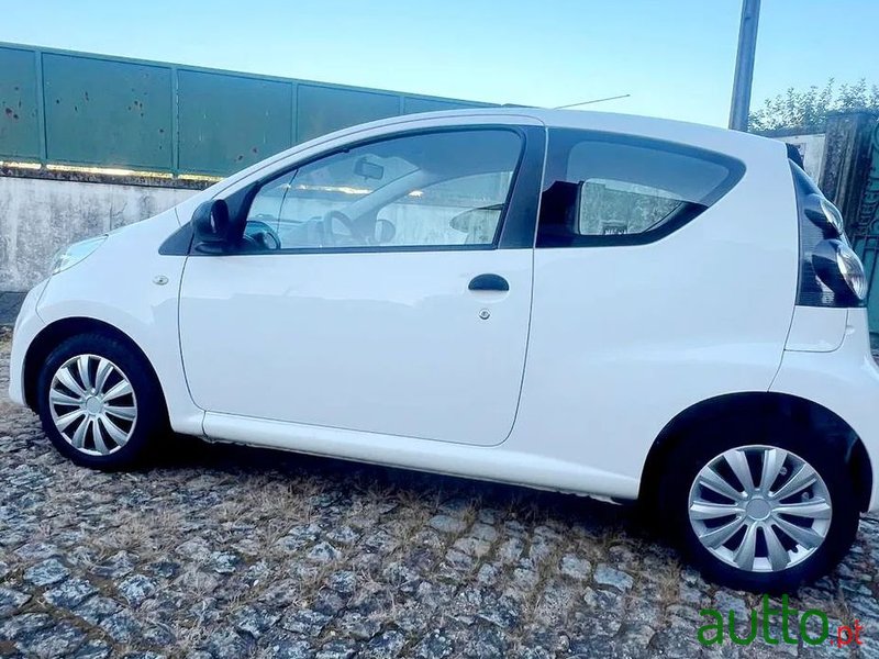 2009' Citroen C1 1.0 X photo #2