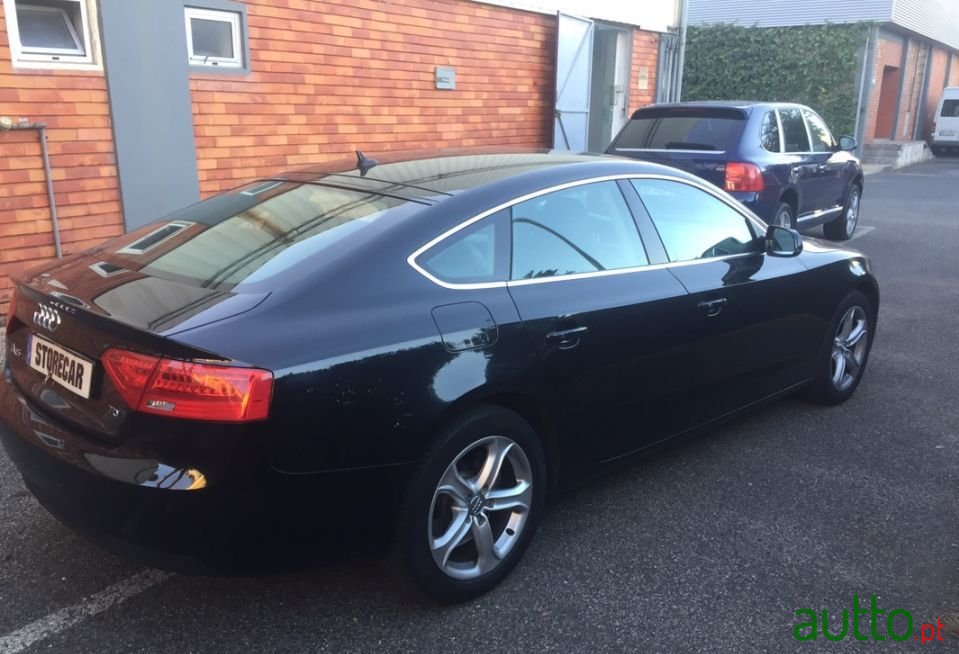 2014' Audi A4 Sport photo #5