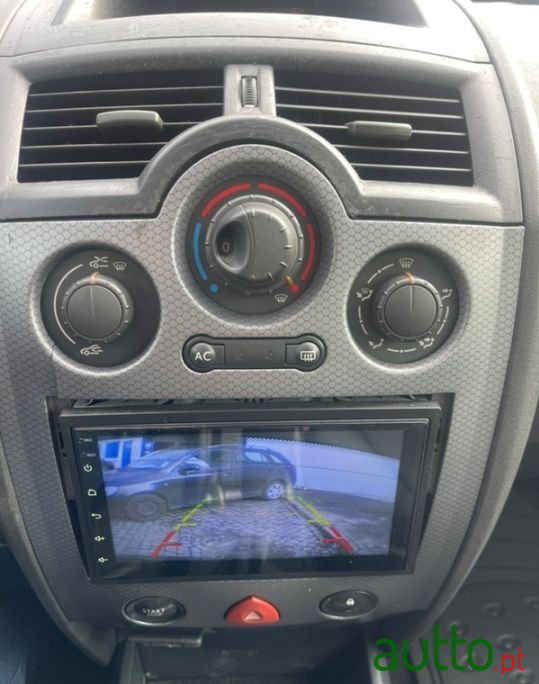 2003' Renault Megane photo #6