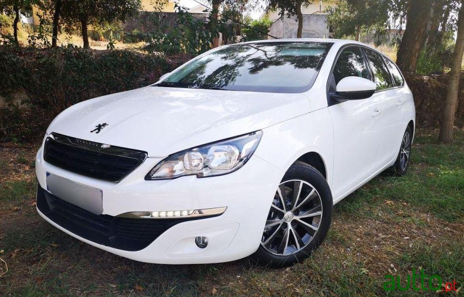 2015' Peugeot 308 Sw photo #2