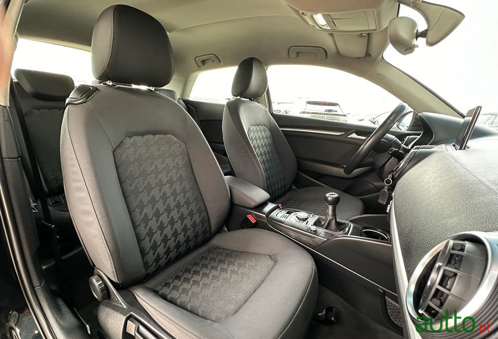 2015' Audi A3 photo #3