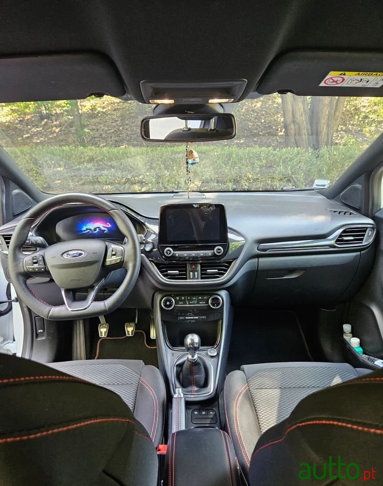 2020' Ford Puma photo #5