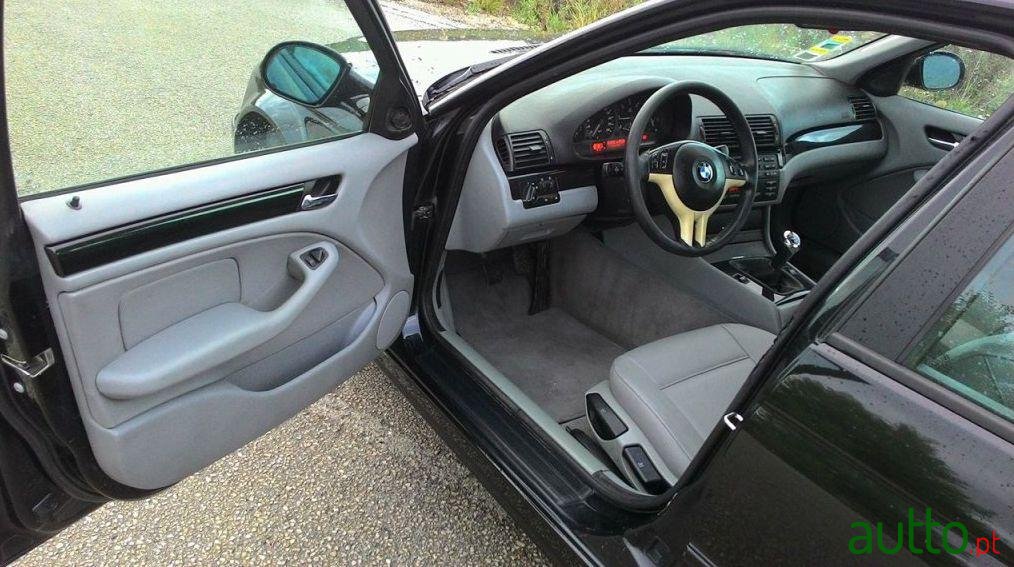 2001' BMW 320 d Touring Séc.XXI photo #1