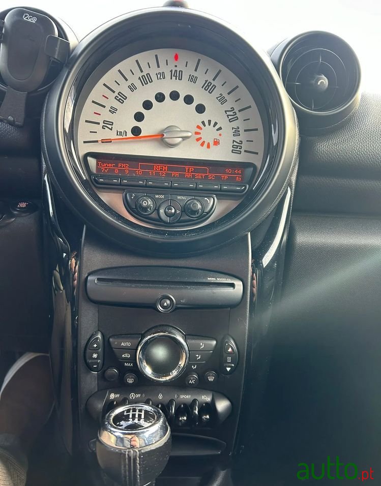 2013' MINI Paceman photo #2