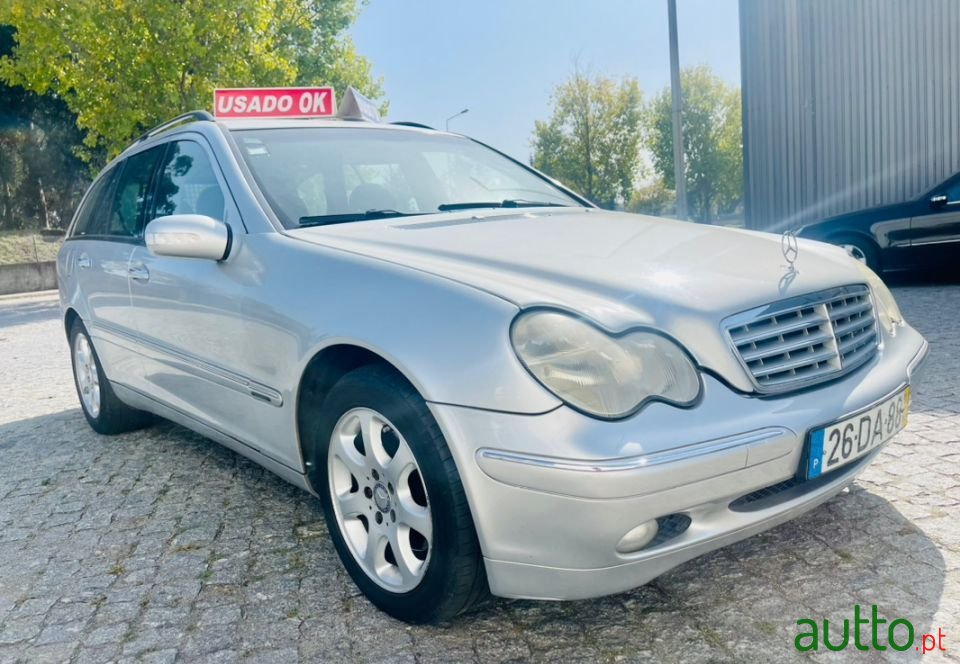 2001' Mercedes-Benz C-270 photo #1