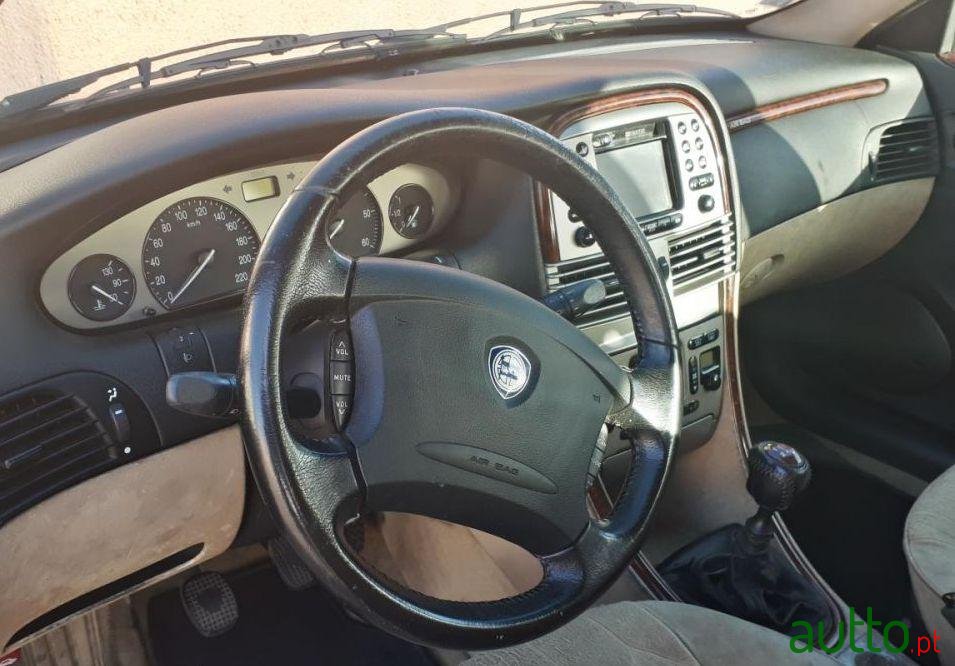 2000' Lancia Lybra Sw photo #1