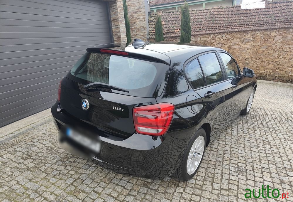 2013' BMW 116 I Urban Line photo #5