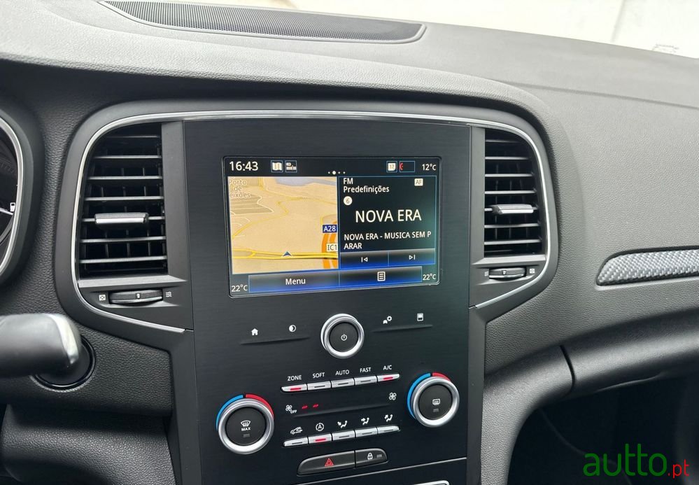 2019' Renault Megane Grand Coupe photo #6