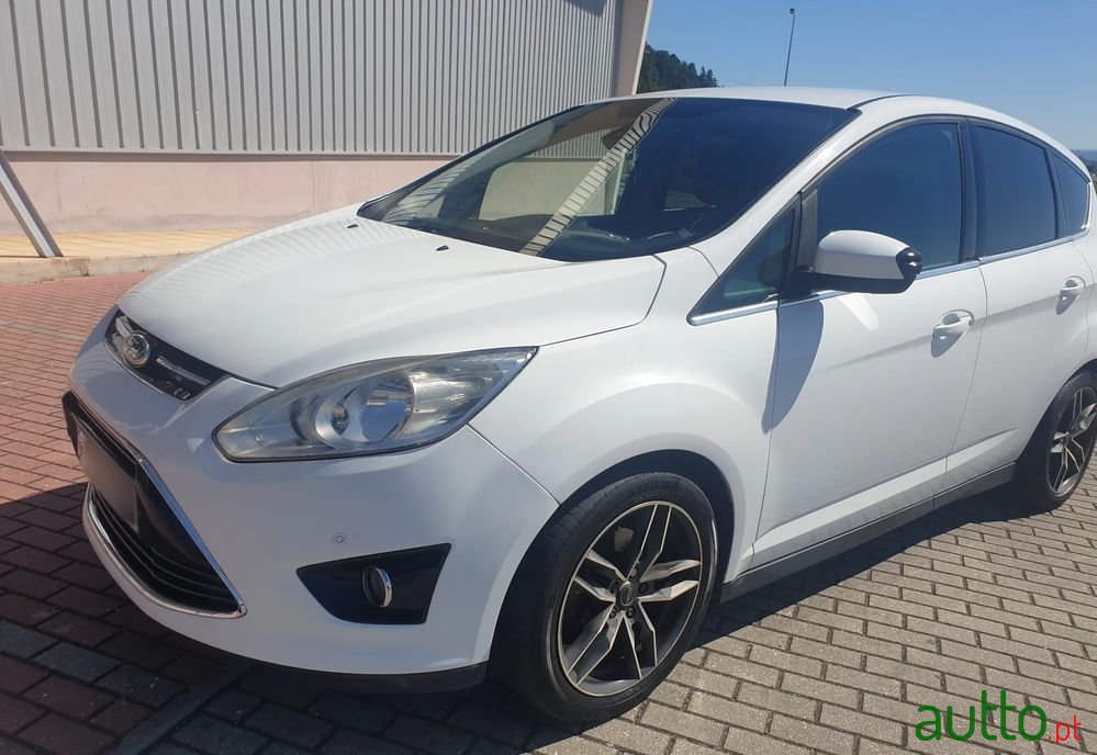 2012' Ford Focus C-MAX photo #3