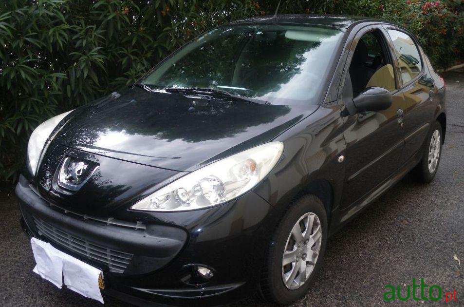 2010' Peugeot 206 Plus photo #1