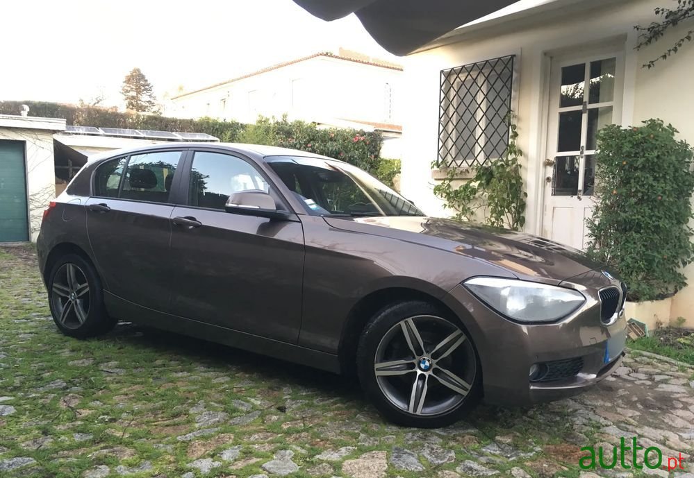 2013' BMW 116 D Urban Line photo #5