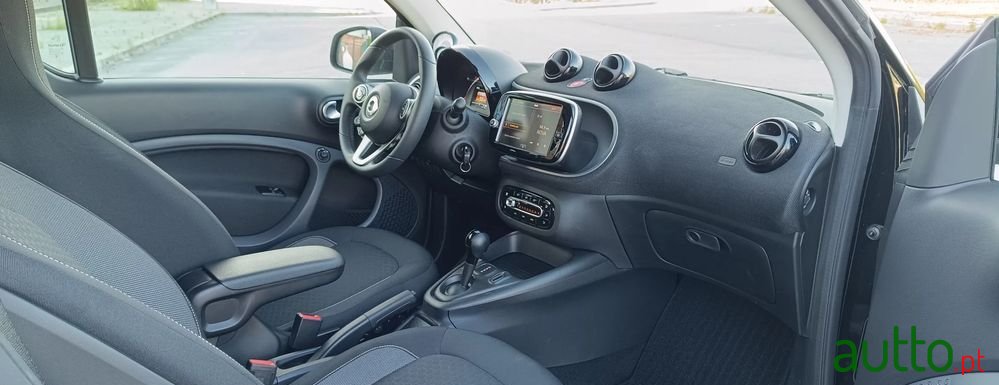 2023' Smart Fortwo Eq Passion photo #6