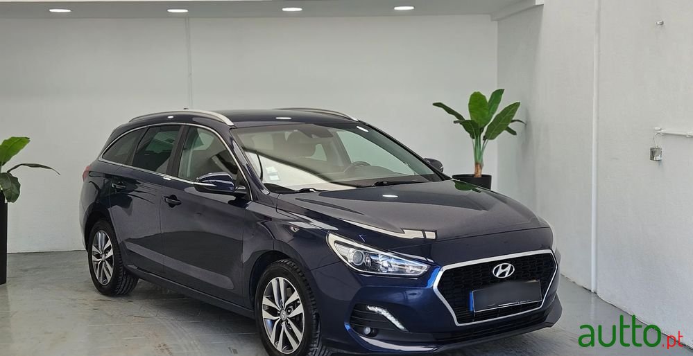 2019' Hyundai i30 Sw photo #1