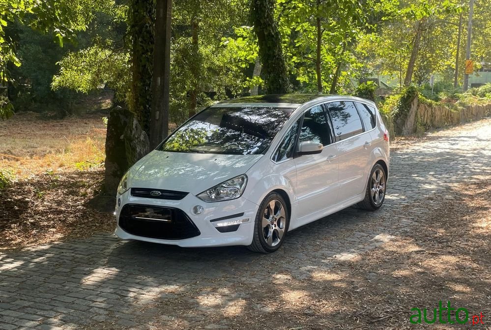 2010' Ford S-Max photo #4