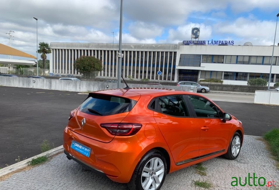 2019' Renault Clio photo #5