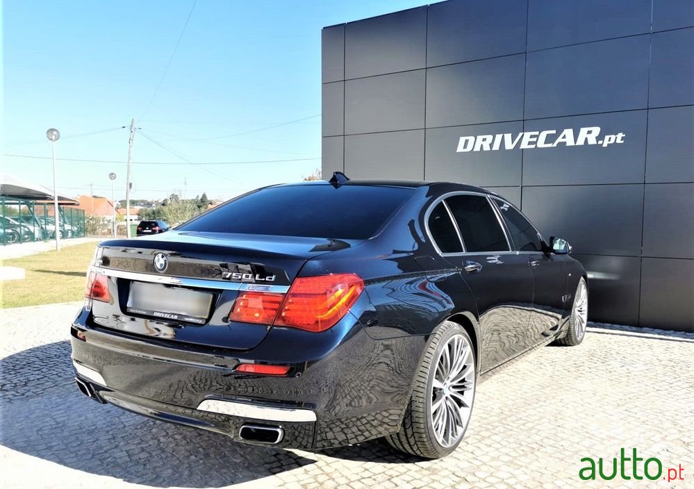 2014' BMW Série 7 Ld Xdrive Pack M photo #5