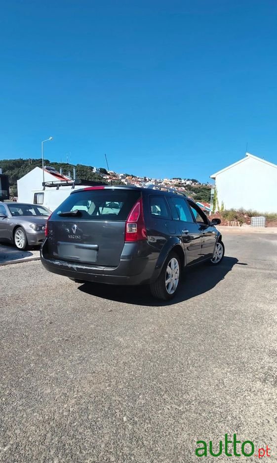 2008' Renault Megane Break photo #4