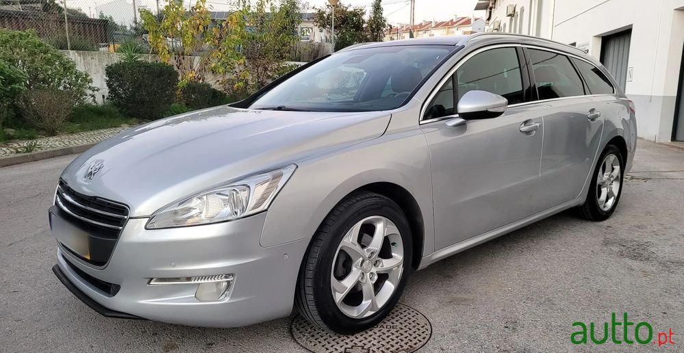 2013' Peugeot 508 Sw photo #2