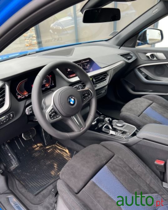 2022' BMW 116 photo #5