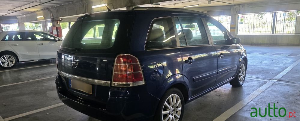 2006' Opel Zafira 1.9 Cdti Enjoy photo #4