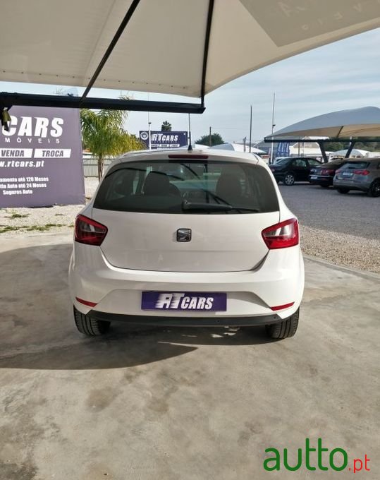 2013' SEAT Ibiza photo #4