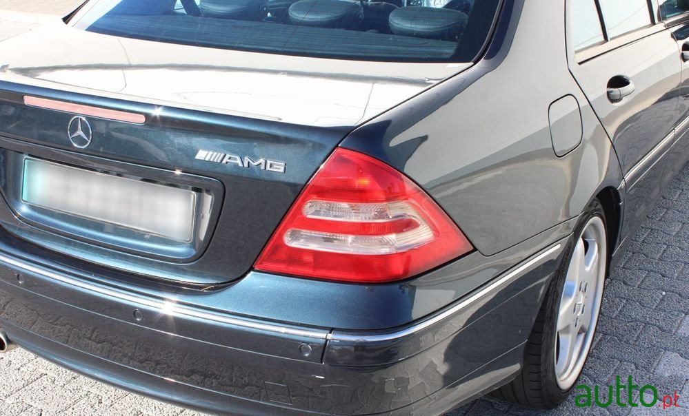 2001' Mercedes-Benz Classe C photo #4