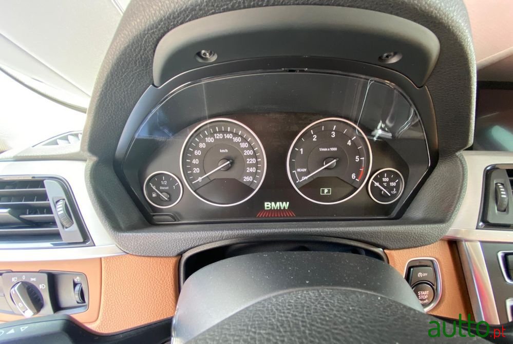 2016' BMW Série 3 D Touring photo #5