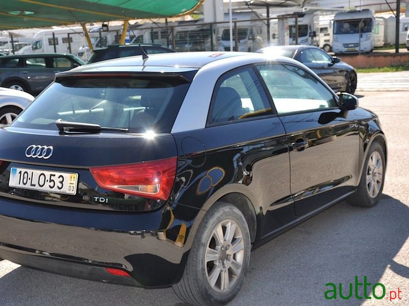 2011' Audi A1 1.6Tdi photo #4