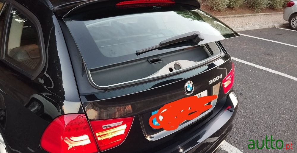 2012' BMW 320 D Touring Aut. photo #5