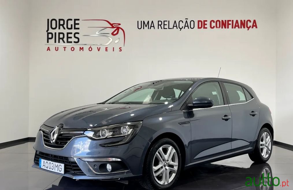 2016' Renault Megane photo #1