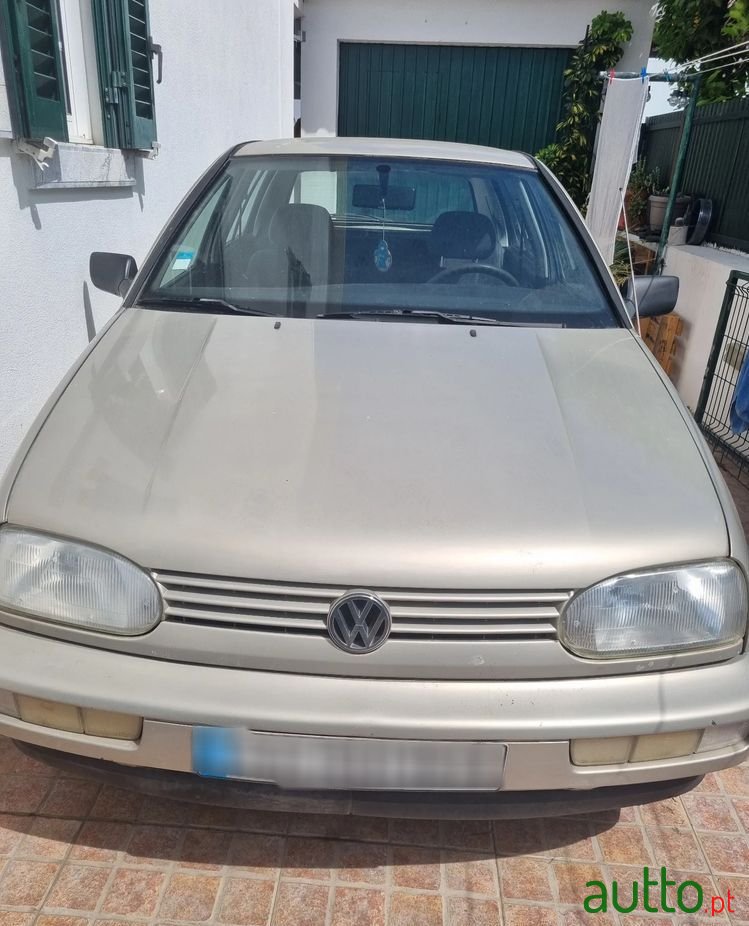 1995' Volkswagen Golf 1.9 D Cl photo #1