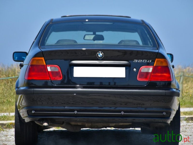 2000' BMW 320 photo #4