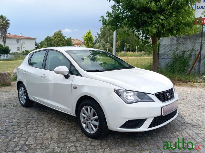 2014' SEAT Ibiza photo #4